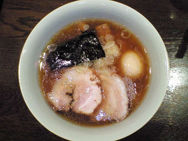 醤油らぁ麺