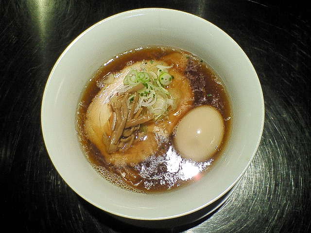 醤油柳麺／半熟煮玉子