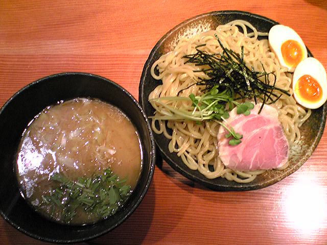 濃厚豚骨魚介味玉つけ麺(柚子)