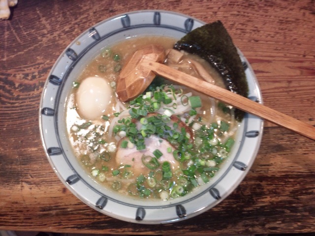 醤油ラーメン