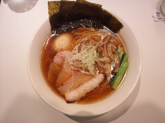 特製醤油ラーメン