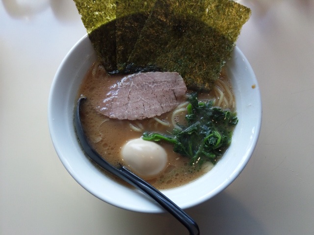 半熟味玉ラーメン