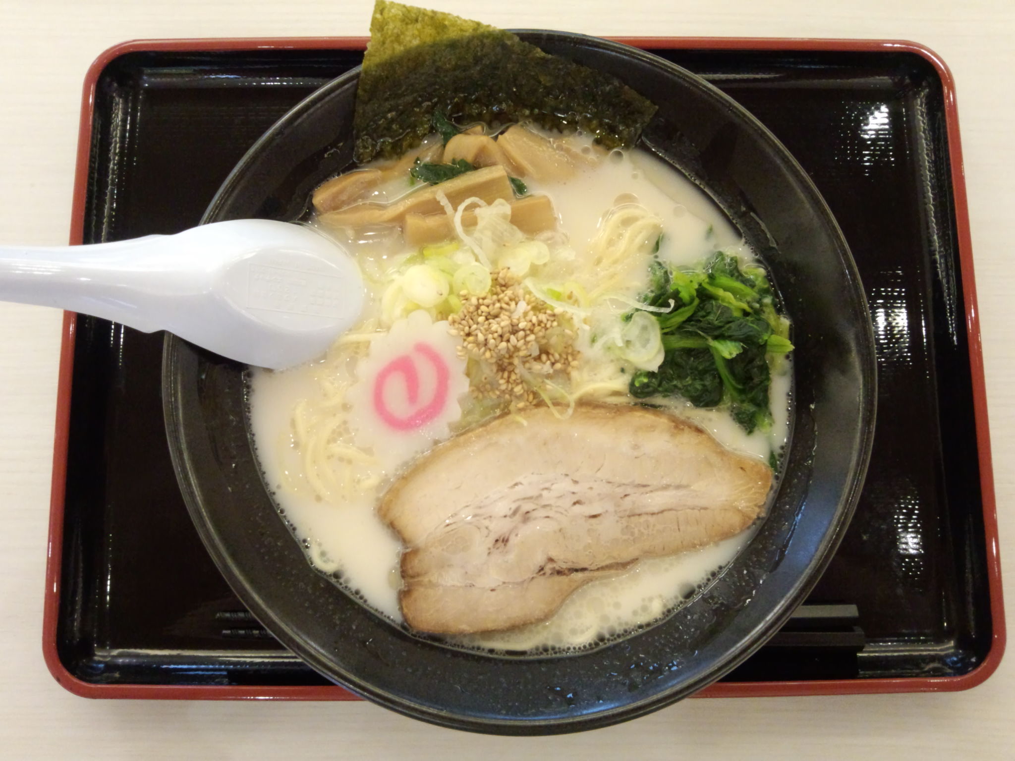 豚骨塩ラーメン