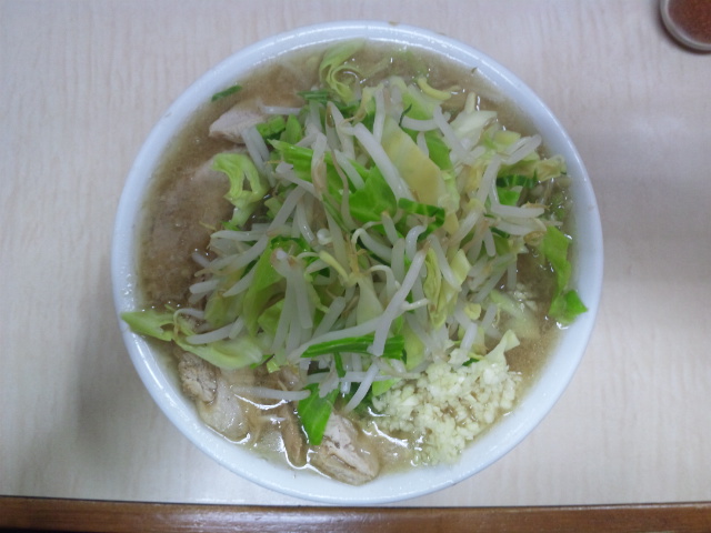 小ラーメン(ヤサイニンニク)