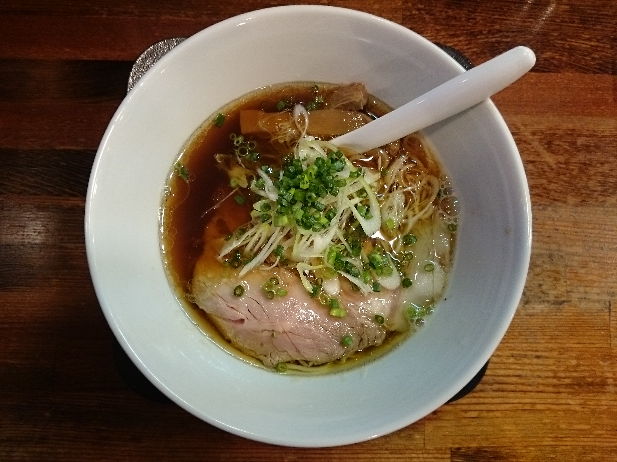 醤油らーめん(並)