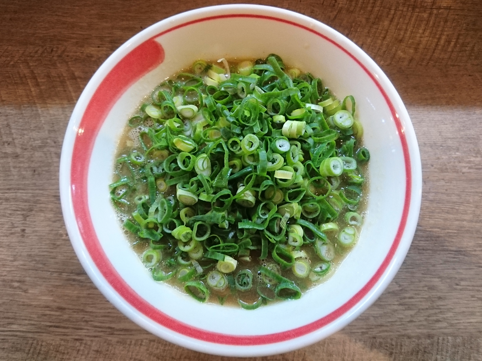 定番ネギラーメン