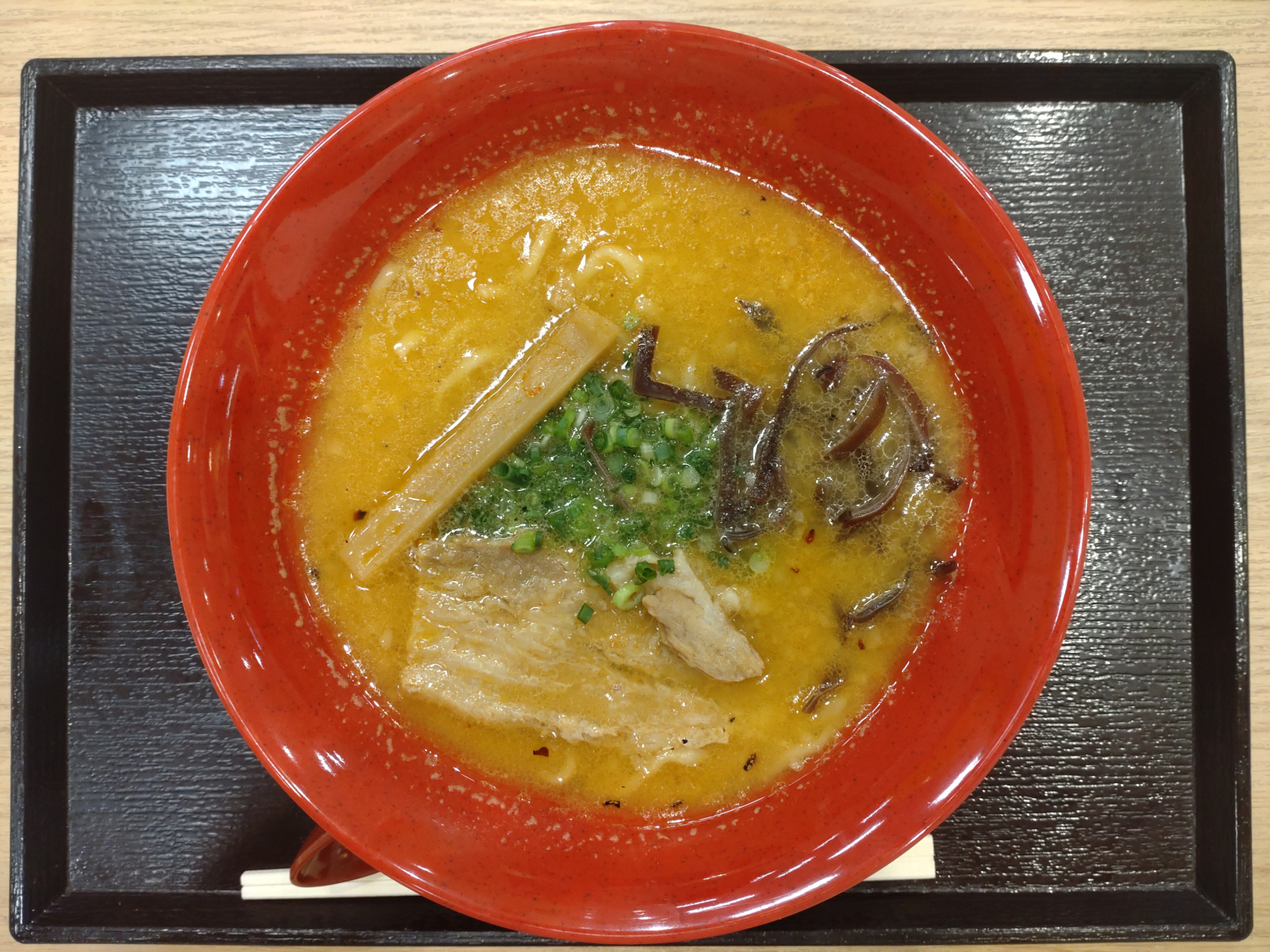 うま辛みそらーめん